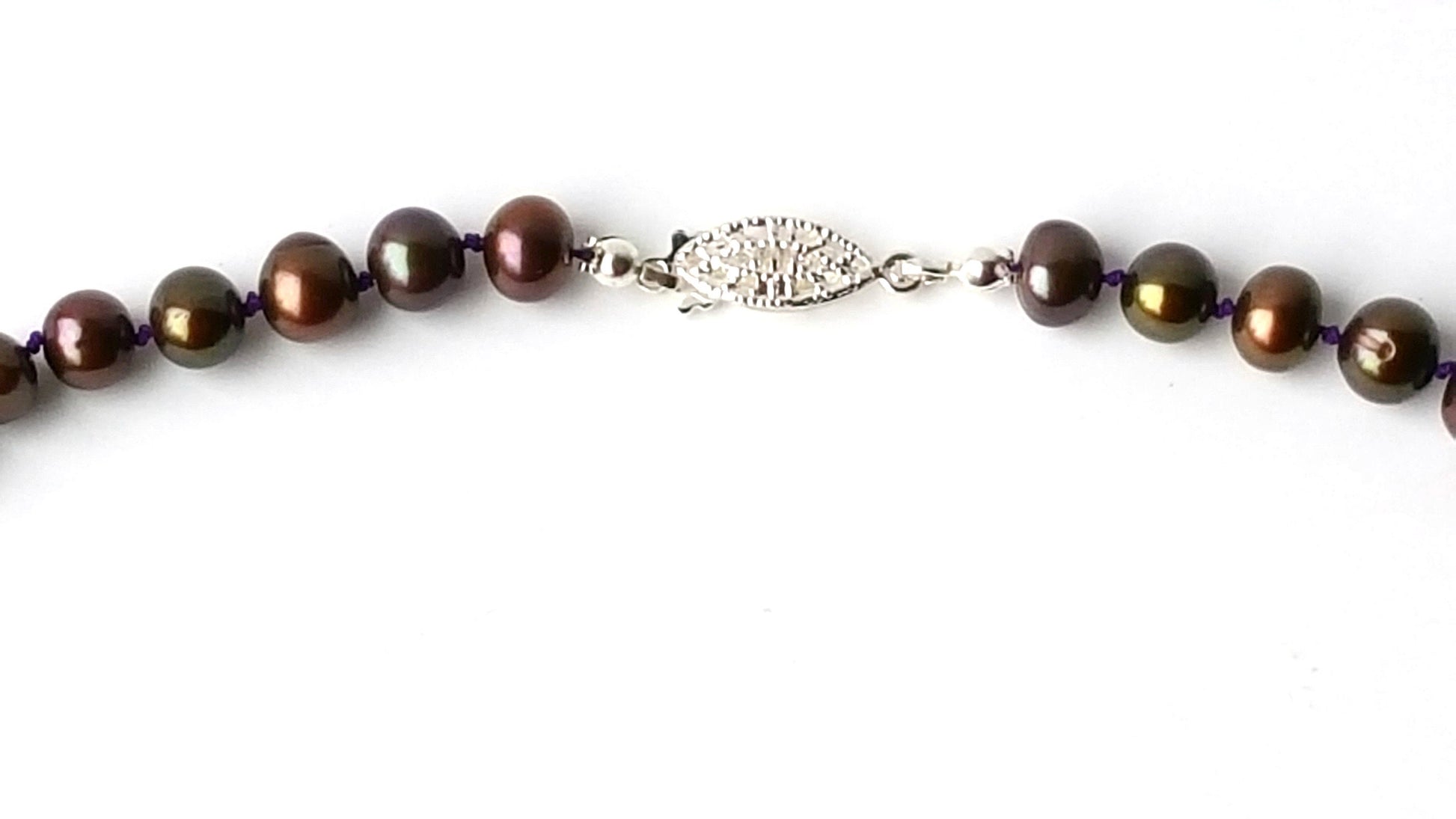 Peacock Freshwater Pearl Necklace - Iridescent Single Strand, 18 Inch