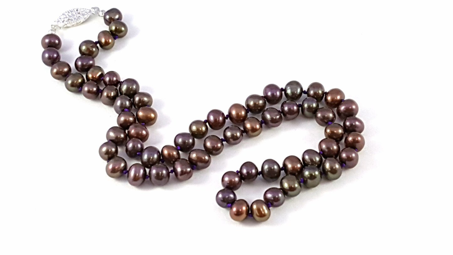 Peacock Freshwater Pearl Necklace - Iridescent Single Strand, 18 Inch